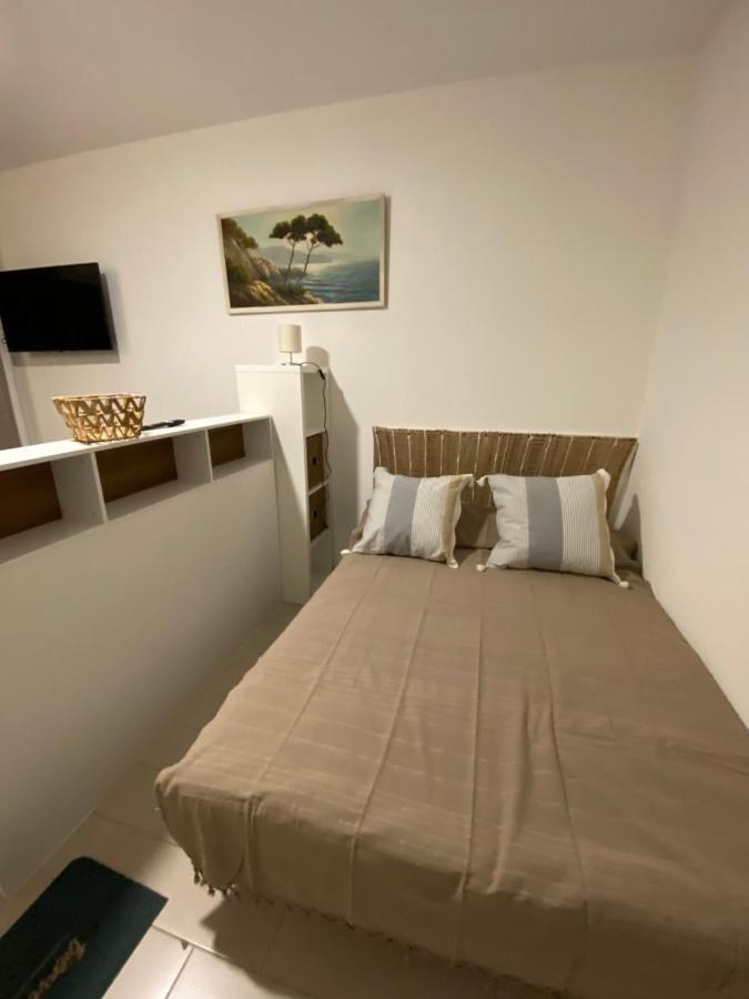 Entre Et Piscine Apartment Marseilles